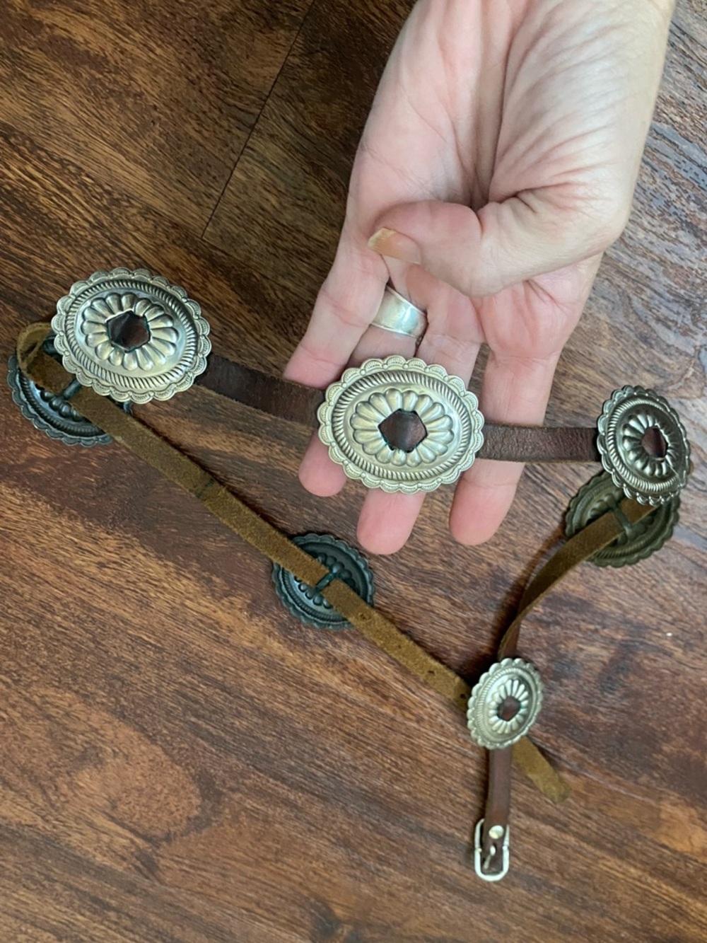 Vintage silver and leather Concho belt!! - Picture 5 of 8